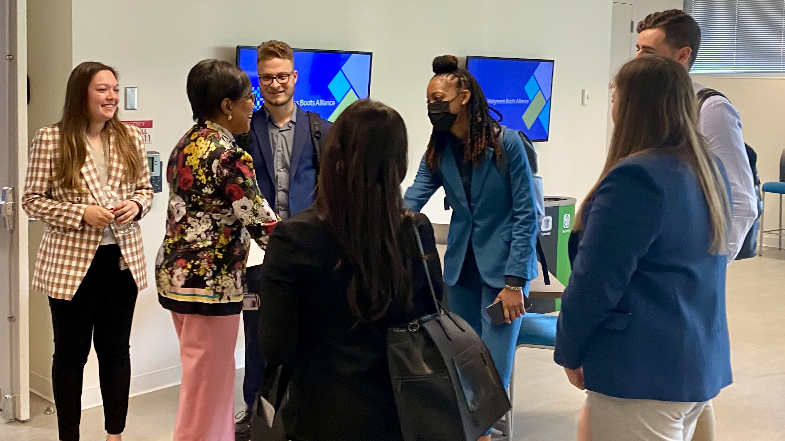 Roz Brewer meets with Walgreens interns