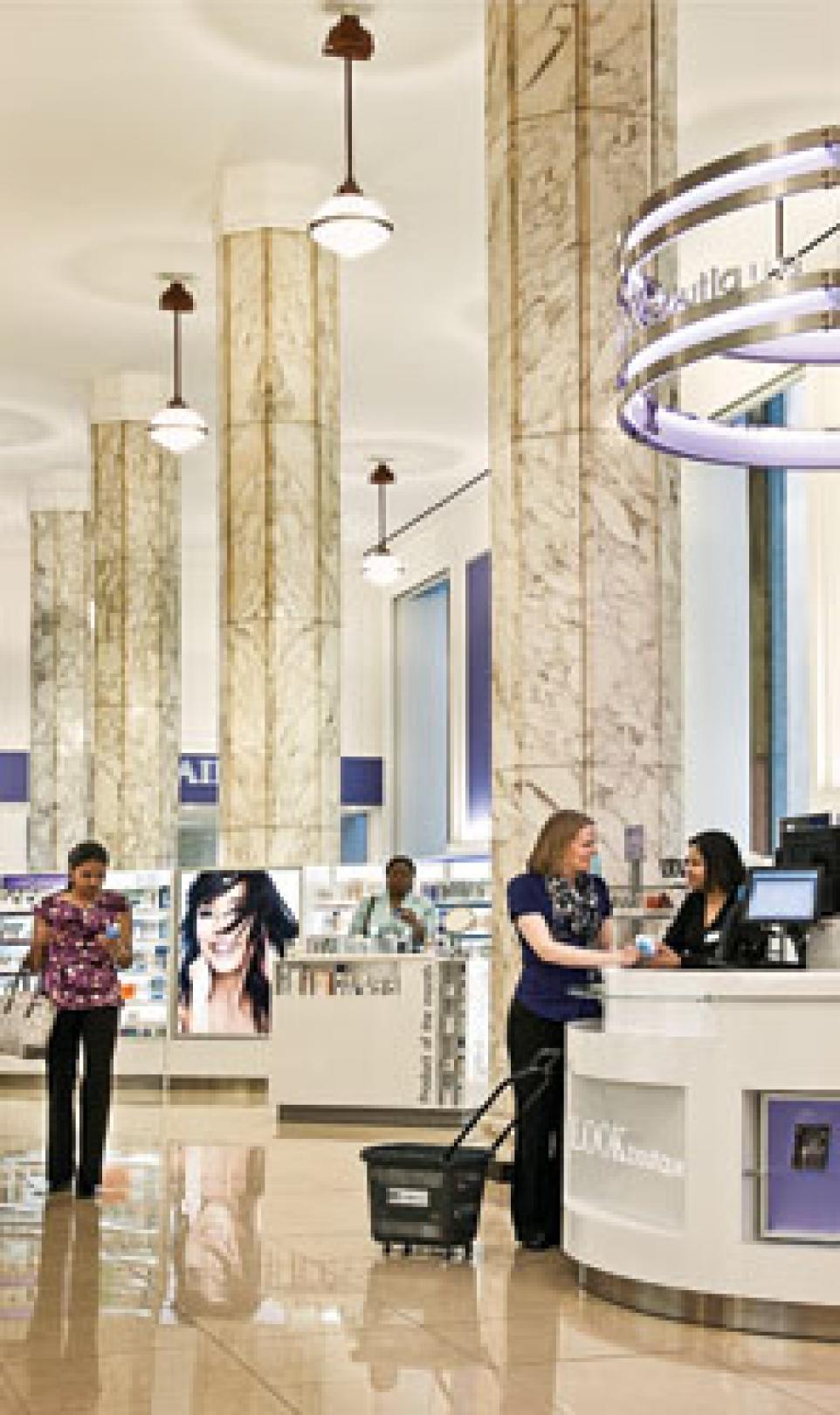 Picture of the grand reception area at Duane Reade's flagship store in New York