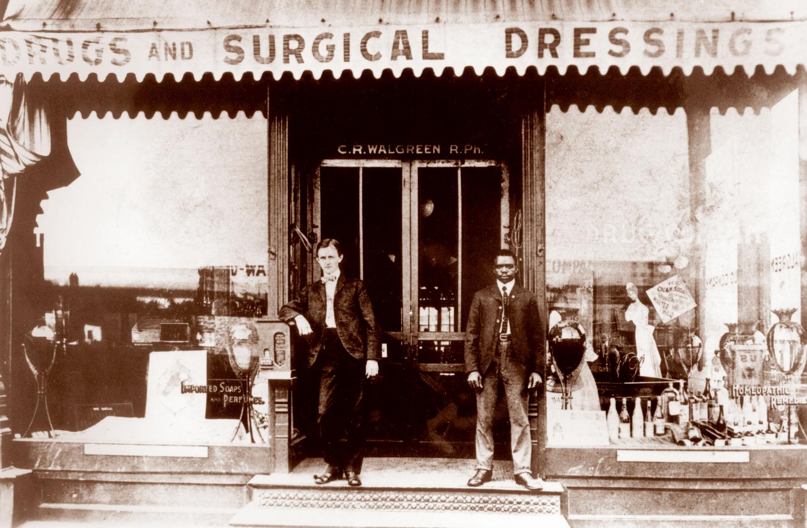 1901 - Charles R. Walgreen Sr. purchases the drugstore where he worked as a pharmacist in Chicago, U.S.