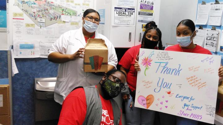 Walgreens team members thankful for free lunch