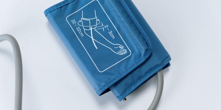 sphygmomanometer