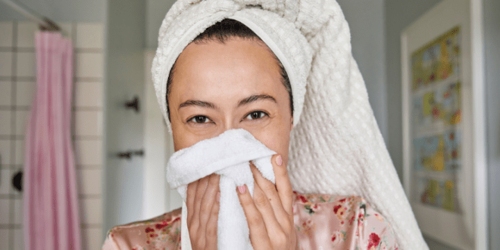 walgreens_winter_skincare_hero_20231108130006424_thumb